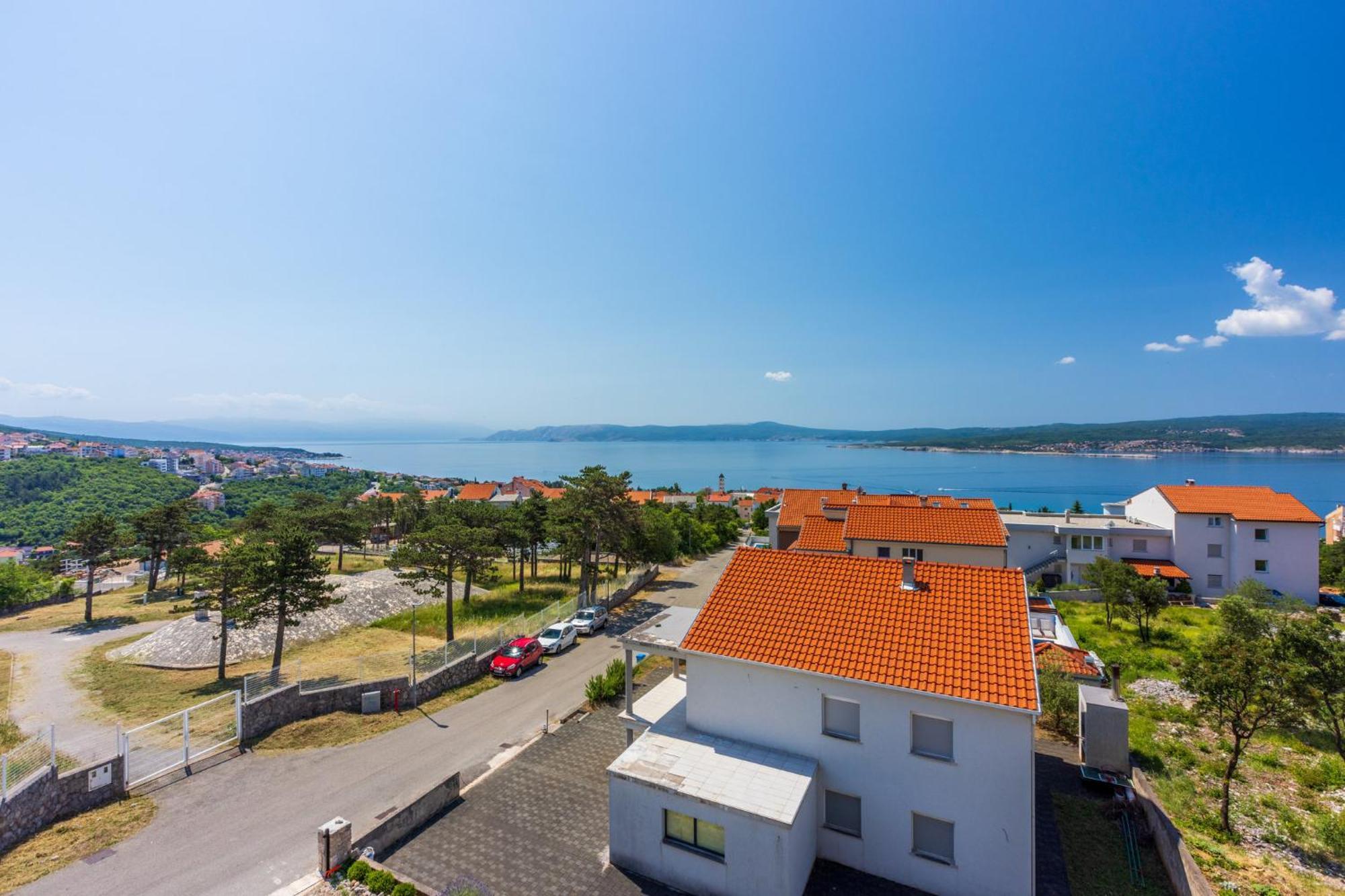 Apartments Sunshine E Crikvenica Luaran gambar